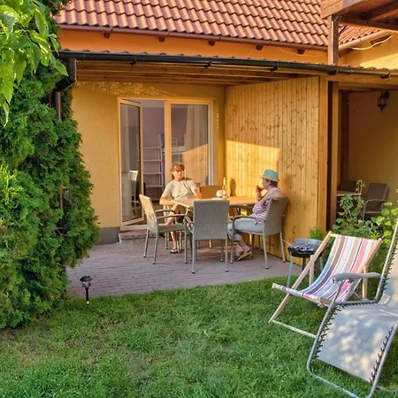 אכסניה Pod Jesionem Lubin (West Pomeranian)